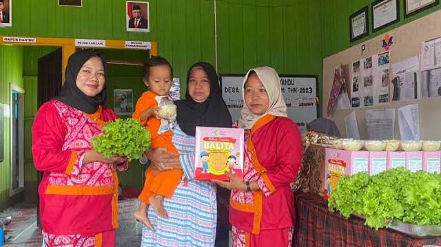 Kader Posyandu Jadi Motor Penurunan Stunting di Desa Muara Enggelam