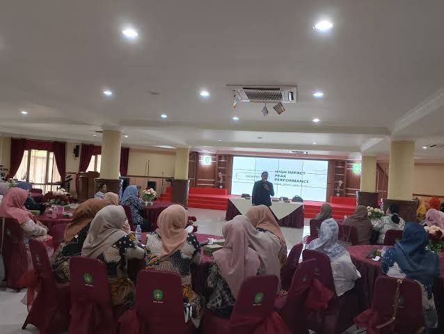 Siap Jadi Motor Layanan Publik Berkinerja Tinggi, ASN DPMD Kukar Dibekali Soft Skill
