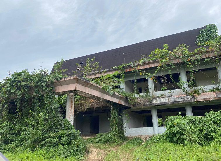 Gedung Mangkrak Unikarta Akan Difungsikan Lagi, Bupati Aulia Siapkan Skema Hibah