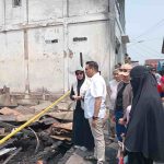Bupati Kukar Sambangi Masyarakat Terdampak Kebakaran di Jalan Kartini Kelurahan Loa Ipuh